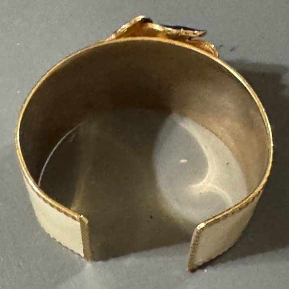 Stella& Dot Kelly cuff bracelet with ladybug top of black enamel flower - Picture 7 of 8